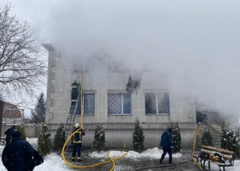 15 Orang Tewas dalam Kebakaran di Panti Jompo Ukraina