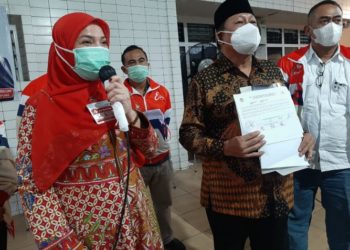 Sempat Mendiskualifikasi, KPU Bandar Lampung Kembali Tetapkan Paslon Eva-Deddy