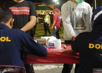 Tak Pakai Masker, Ratusan Warga di Padang Ditangkap