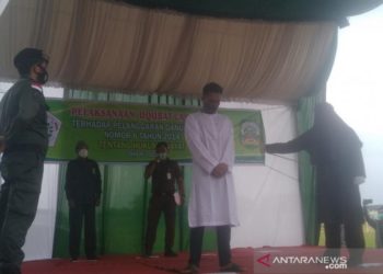 Tiga Pelanggar Syariat Islam Dihukum Cambuk 300 Kali