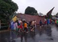 Angin Puting Beliung Menyapu Puluhan Rumah Warga di OKU