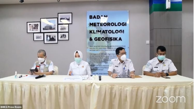 Sembilan Gempa Susulan Guncang Nias Barat