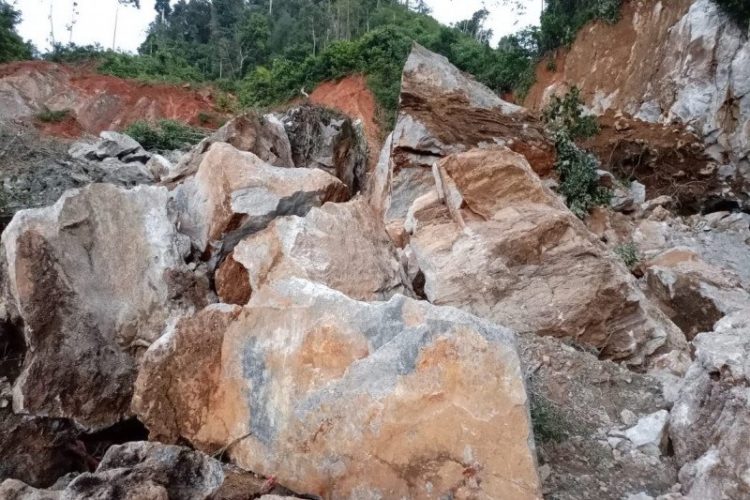 Korban Longsor Tambang Emas di Solok Tersisa 1 Orang