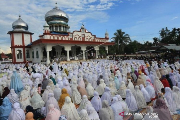 Ribuan Umat Islam di Nagan Raya Aceh Sudah Rayakan Idulfitri