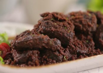 Sejarah Rendang: Hidangan Istimewa Khas Lebaran dari Sumatra