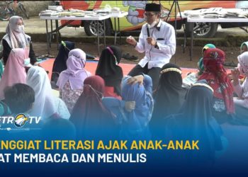 Pengiat Literasi Ajak Anak–Anak Giat Membaca