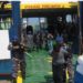 Prajurit Pangkalan TNI Angkatan Laut Bengkulu saat menangkap perompak yang membajak KMP. Pullo Tello dalam simulasi latihan keamanan laut (Lakamla). Antara Foto/Carminanda