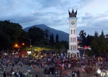 Pemkot Bukittinggi Buka Kembali Taman Jam Gadang