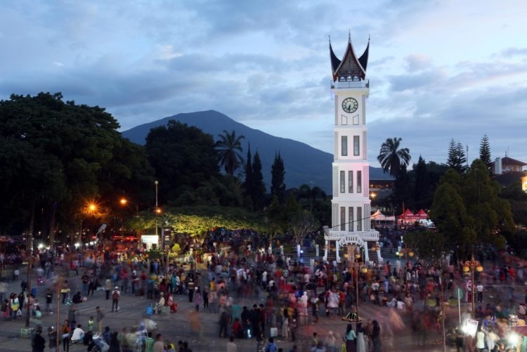Pemkot Bukittinggi Buka Kembali Taman Jam Gadang