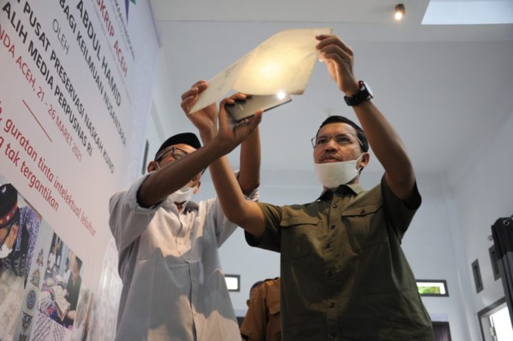 Cek Midi, Pahlawan Manuskrip Kuno Aceh