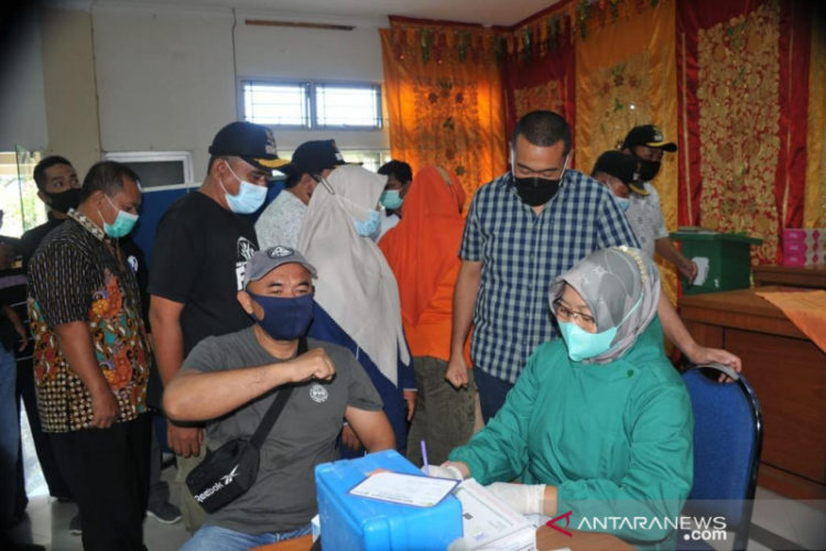 Sumbar Mulai Kehabisan Vaksin Covid-19