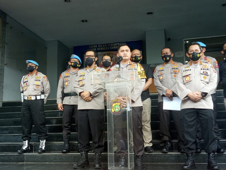 Pintu Masuk Jakarta Ditutup Mulai Pukul 00.00 WIB