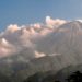 Gunung Merapi Kembali Erupsi Semburkan Hujan Abu