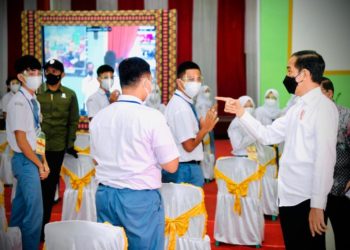 Presiden Perintahkan Menkes segera Kirim Vaksin ke Lampung