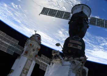 Stasiun Luar Angkasa Rusia Dikabarkan Terbakar