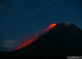Merapi Bergolak Lagi, Terjadi 52 Kali Gempa