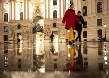 WNI Diminta untuk Suntik Vaksin Booster Terkait Penerapan Lockdown di Austria