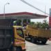 Anteran Kedaraan Mengular di SPBU Aceh Baray untuk Mengisi Solar