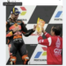 Beredar Foto Jokowi Berikan Minyak Goreng Kemasan ke Juara MotoGP Mandalika Miguel Oliveira?