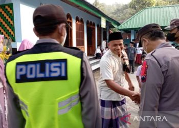 Penganut Islam Aboge Rayakan Lebaran Hari Ini