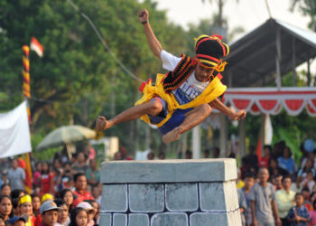 Pemprov Sumsel Wajibkan Sekolah Kenalkan Olahraga Tradisional
