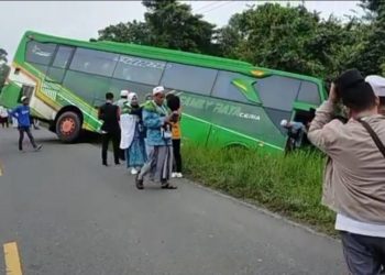 Bus Pembawa Rombongan CJH Asal Jambi Kecelakaan