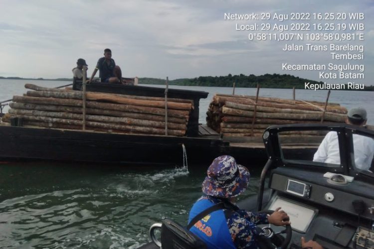 200 Kayu Gelondongan Tanpa Surat Diamankan Polairud Polda Kepri