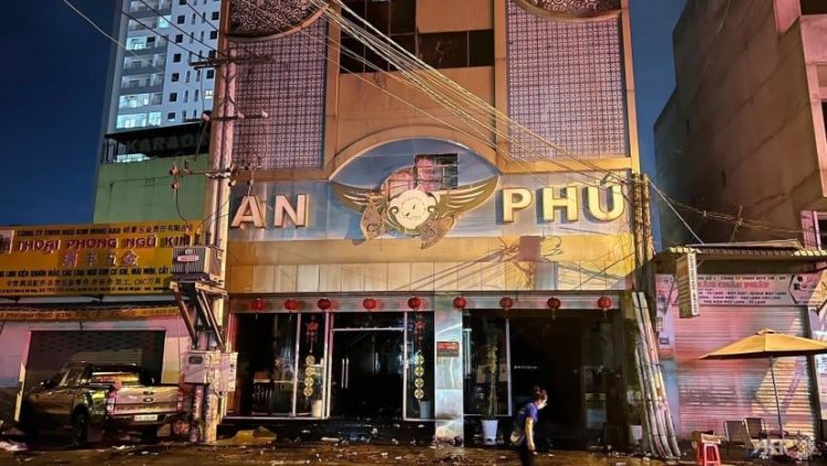 32 Orang Tewas dalam Kebakaran Bar Karaoke Vietnam