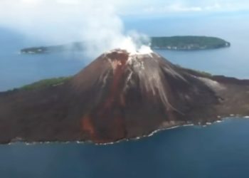 GAK Alami 12 Kali Letusan, Masyarakat Diminta Tenang dan Waspada