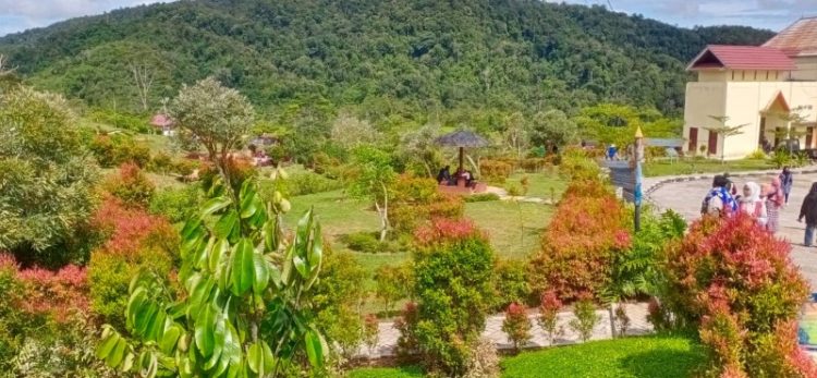 Selama 2022 Jumlah Kunjungan Wisata ke Lambar Capai 1,6 Juta Orang