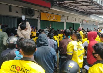 Akun Diblokir, Ratusan Driver Maksim di Lampung Demo
