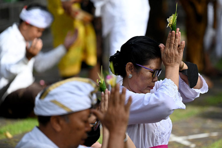 Umat Hindu Rayakan Galungan