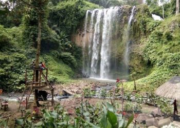 Mahasiswa KKN Unila dan Pokdarwis Kembangkan Wisata di Suoh