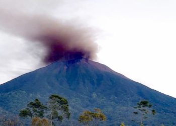 Gunung Kerinci Erupsi, Muncul Kolam Abu Berwarna Cokelat
