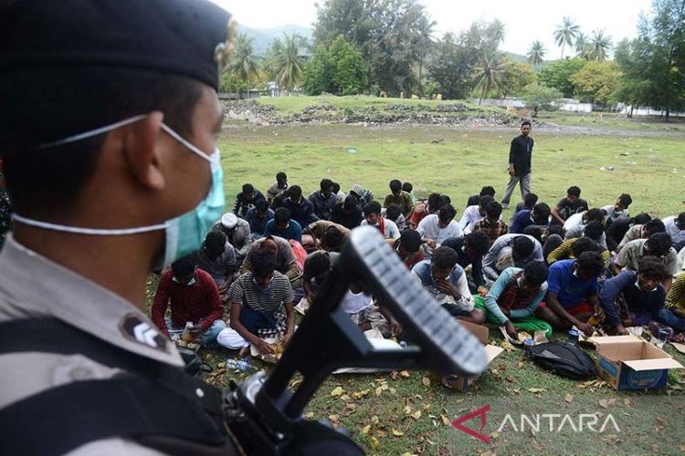 Imigran Rohingya Kabur dari Pengungsian di Lhokseumawe Aceh