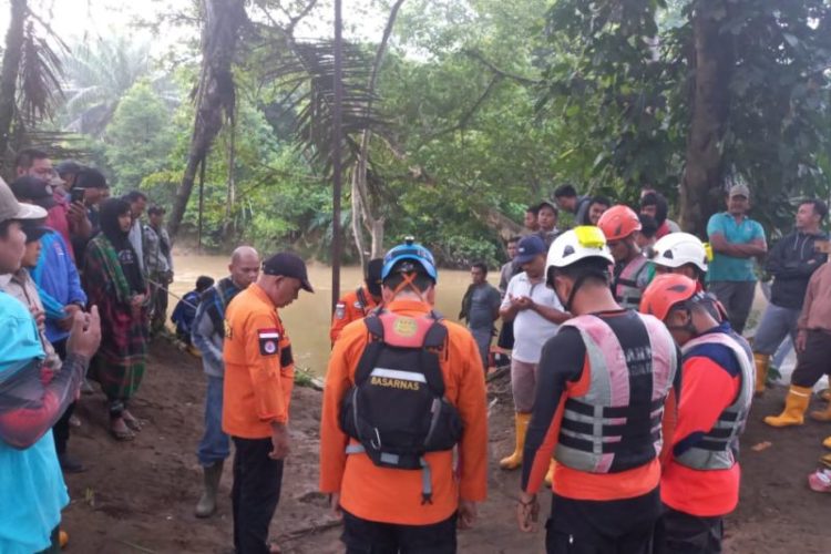 Mandi di Sungai, Bocah 13 Tahun di Pasaman Barat Hilang Diterkam Buaya