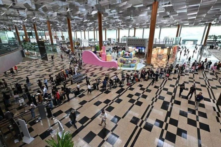 Bandara Changi Alami Gangguan di Sistem Loket