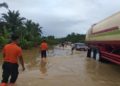 Banjir Rendam Jalan Nasional di Agam, Motor tak Dapat Melintas