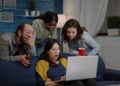 YouTube Berantas Clickbait Berlebihan, Dimulai dari India