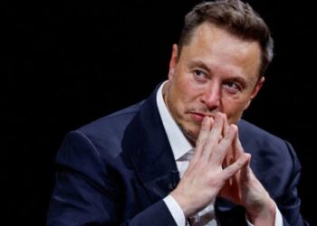 Elon Musk Gugat Apple dan OpenAI: Tuduhan Praktik Monopoli di Pasar Chatbot AI