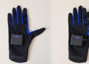 UDExreal Luncurkan UDCon: Pengontrol VR Ringkas untuk Sarung Tangan UDCap di 2025