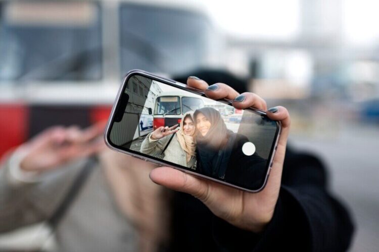10 Tips Mengambil Foto HD Profesional dengan HP