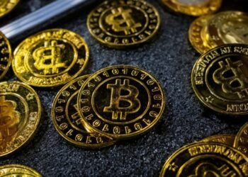 Gala Coin vs. Terra Luna: Mana yang Lebih Menguntungkan di Februari 2025?