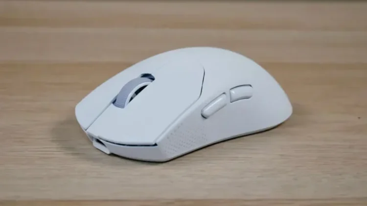 Corsair Sabre v2 Pro Ultralight: Mouse Gaming 36 Gram untuk Esports Profesional