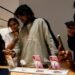 iPhone 17 dan iPhone Air Baru Rilis, Langsung Tuai Kritik dari Pengguna