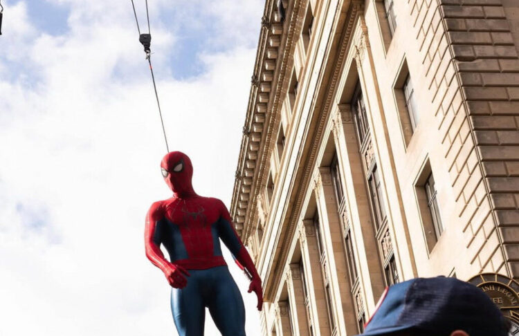 Update Kondisi Tom Holland Pasca Gegar Otak di Lokasi Syuting Spider-Man: Brand New Day