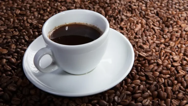 Kebiasaan Minum Kopi yang Bisa Memicu Migrain: Jangan Abaikan Pola Konsumsi Kafein